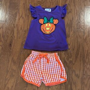 Magic Kingdom Boutique Halloween Outfit. Size 3T. GUC.